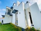 With Furniture 2-Storey House for Sale – Athurugiriya Highway