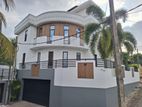 with furnitured an fully AC luxury house for sale in dehiwala