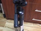 Won J1-319 Tripod