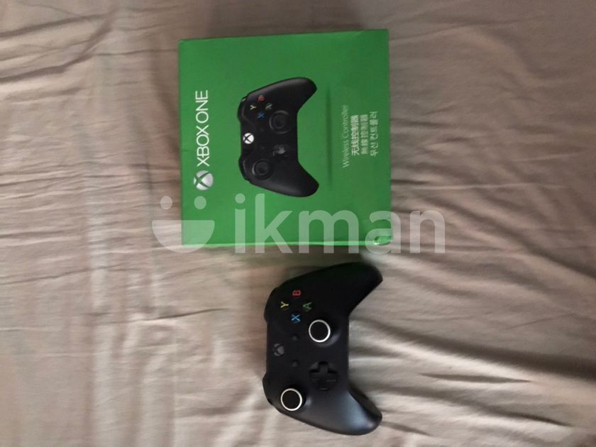 Xbox One Controller & Games in Dehiwala ikman