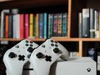 Xbox One S 1TB with Controllers