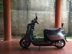 Yadea M6 2024
