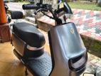 Yadea E8S Pro 2024