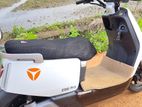 Yadea E8S Pro 2024