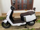 Yadea EPOC H 2025