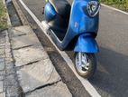 Yadea M6 2023