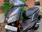 Yadea T5 2025