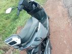 Yadea T5 2025