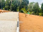 Yakkala Kalagedihena Land for Sale