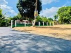 Yakkala land for sale near colombo - kandy main road