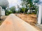 Yakkala Valuable Land for sale