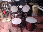 Yamaha Acoustic Drum Set