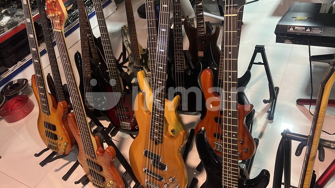 Yamaha Bass Guitars for Sale in Kelaniya ikman