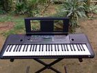 Yamaha E 253 Keyboard
