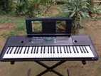 Yamaha E 253 Keyboard