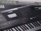 Yamaha E 463 keyboard
