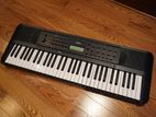 Yamaha E273 Keyboard
