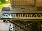 Yamaha E303 Keyboard