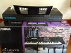 Yamaha E473 Keyboard