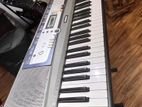 Yamaha EZ 200 Keyboard