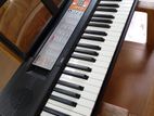 Yamaha F50 Keyboard