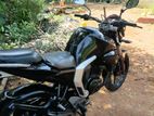 Yamaha Fazer 2015