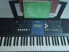 Yamaha Keyboard