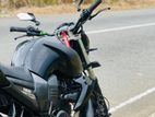 Yamaha FZ 2013