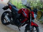 Yamaha FZ 2013