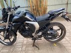 Yamaha FZ (Used) 2016