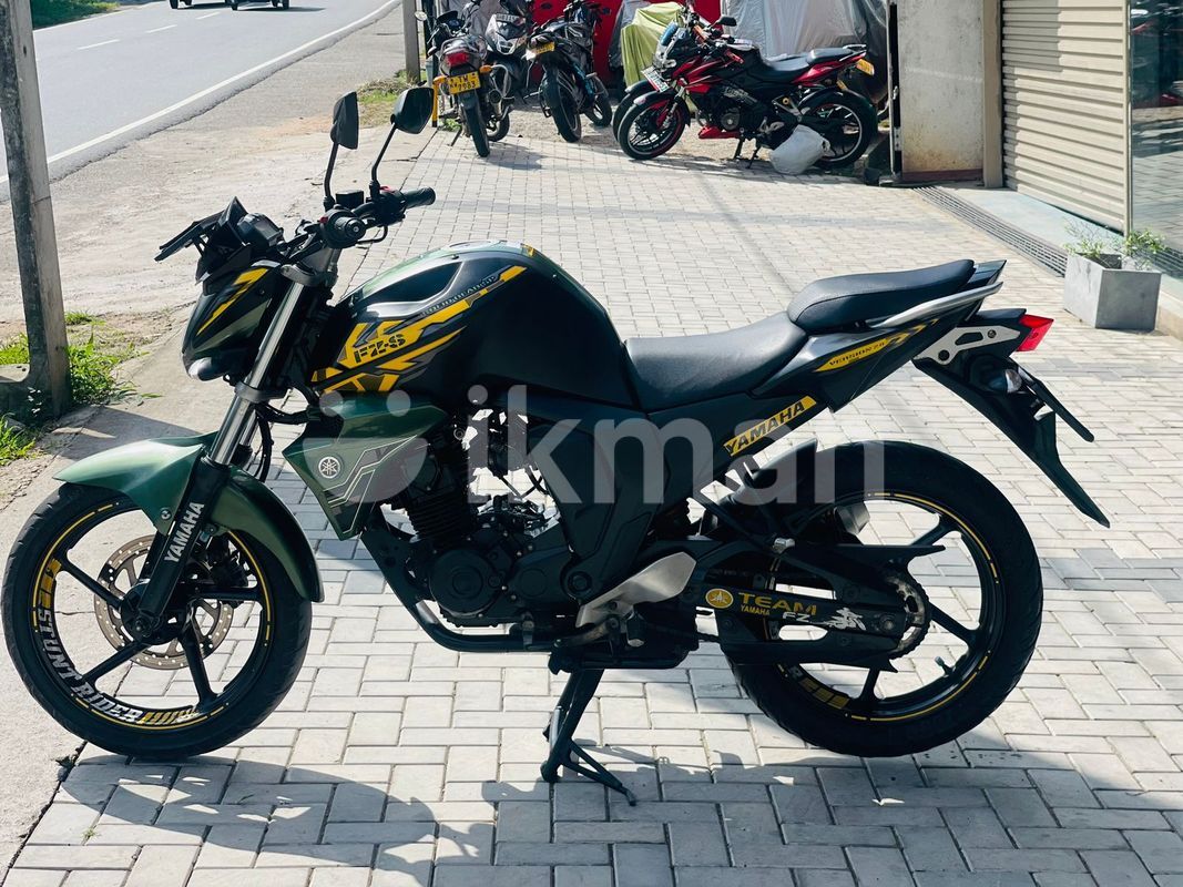 Yamaha FZ V2 2017 for Sale in Gampaha City ikman