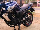 Yamaha FZ V1 2013