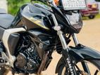 Yamaha FZs V2 2015