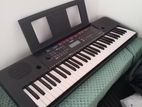 Yamaha Keyboard E263