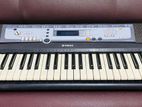 Yamaha Keyboard PSR E213