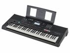 Yamaha Keyboard PSR-E473 [with power adapter]