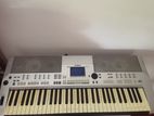 Yamaha Keyboard (PSR-S500)