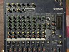 Yamaha MG124cx Mixer