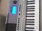 Yamaha Psr E443