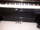 Yamaha Piano