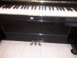 Yamaha Piano