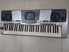 Yamaha PSR 2000 Keyboard