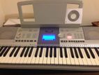 Yamaha PSR-295 Portatone 61-Key Musical Keyboard