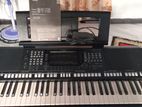 Yamaha psr 775