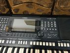 Yamaha PSR 775 Keyboard