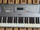 Yamaha PSR E 303 Keyboard