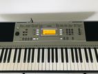 Yamaha PSR E353 Keyboard
