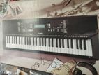 Yamaha PSR E 373