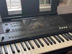 Yamaha PSR E 453