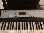 Yamaha PSR- E203 Organ Keyboard